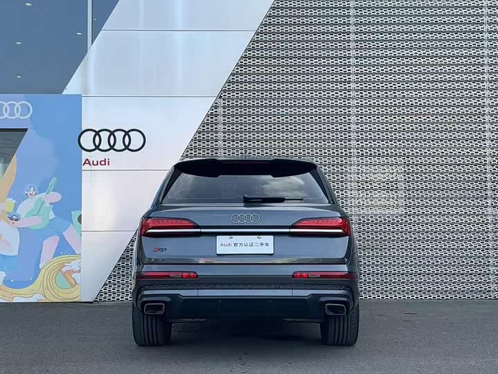 Фото 5 - Audi Q7