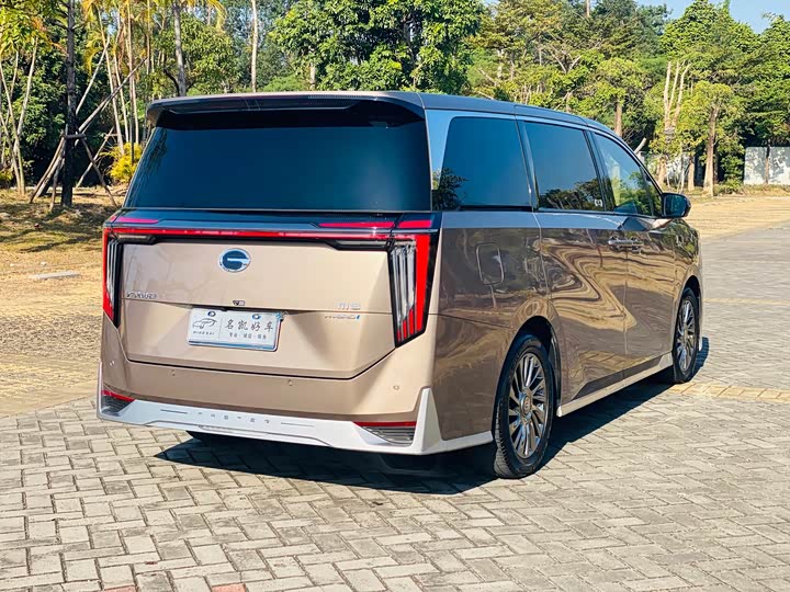 Фото 5 - GAC Trumpchi M8