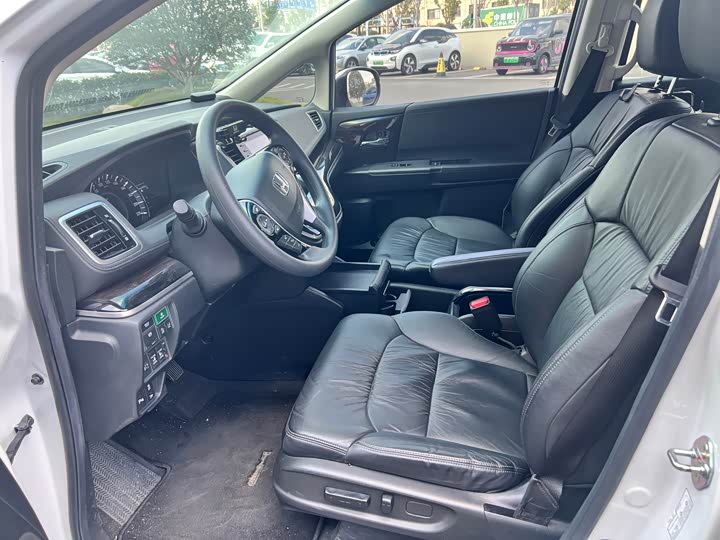 Фото 5 - Honda Odyssey