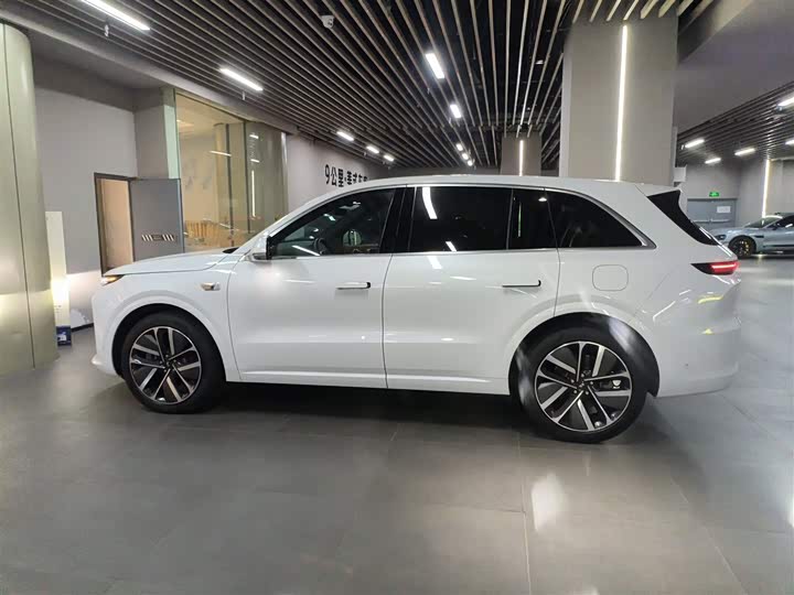 Фото 5 - LiXiang L6