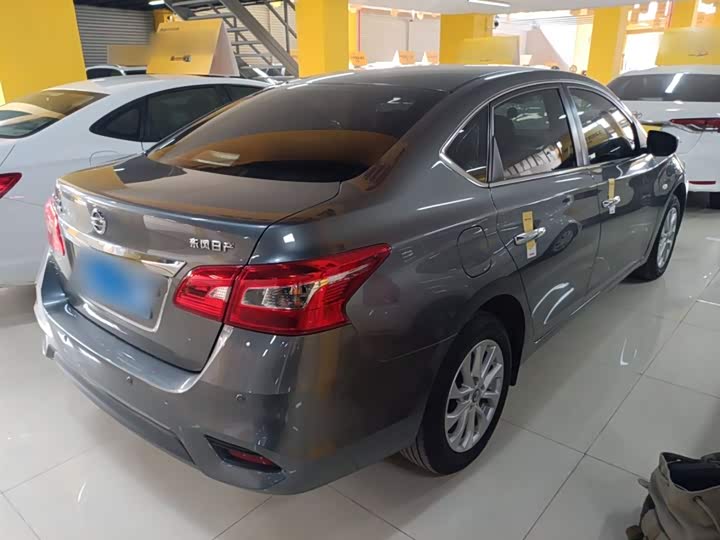 Фото 7 - Nissan Sylphy