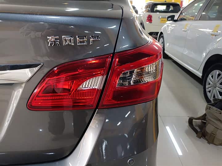 Фото 8 - Nissan Sylphy