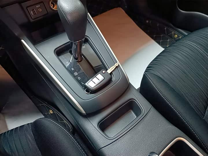 Фото 9 - Nissan Sylphy