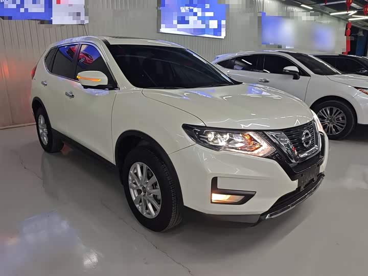 Фото 4 - Nissan X-Trail