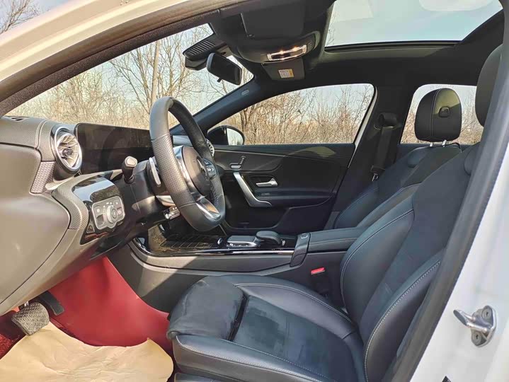 Фото 7 - Mercedes-Benz A-Class