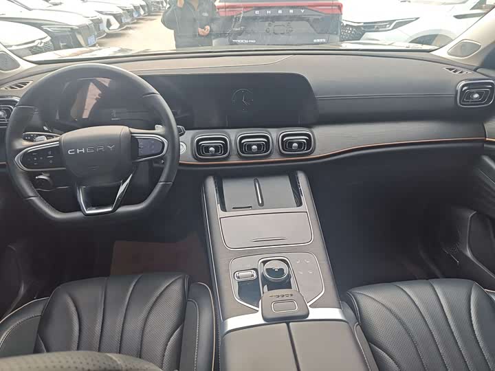 Фото 6 - Chery Tiggo 9