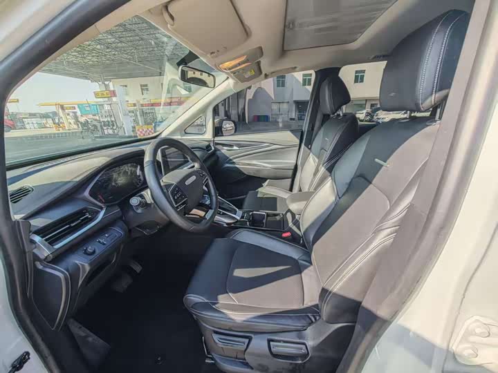 Фото 5 - Maxus G50