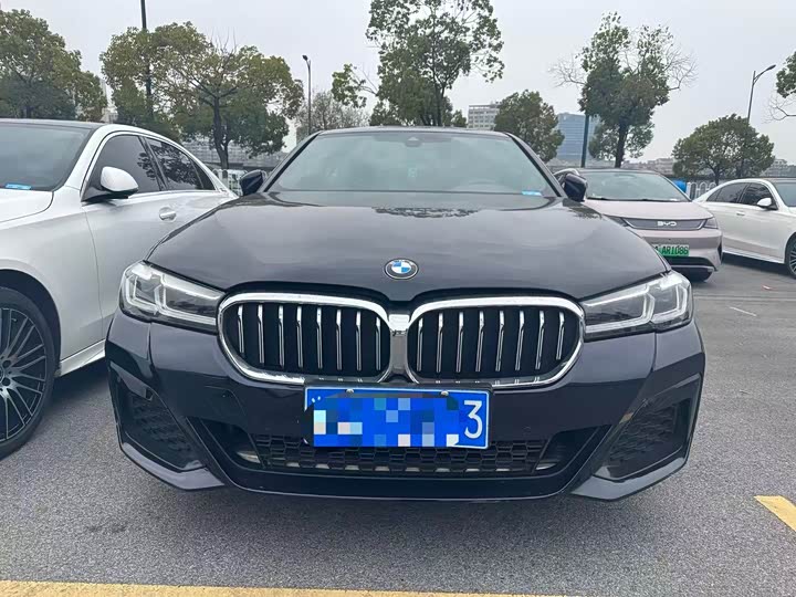 Фото 1 - BMW 5 Series