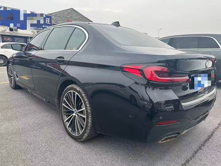 Фото 4 - BMW 5 Series