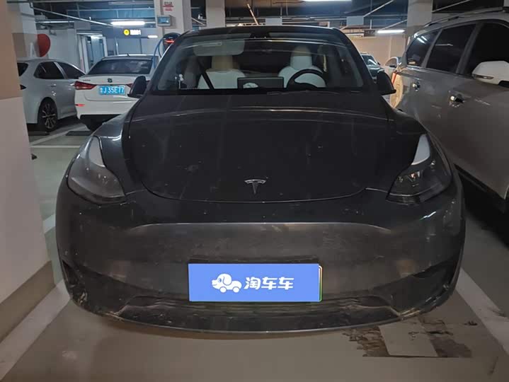 Фото 2 - Tesla Model Y