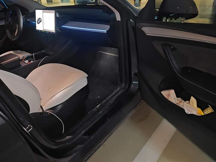 Фото 8 - Tesla Model Y