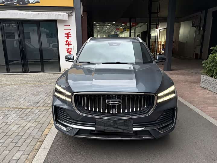 Фото 2 - Geely Monjaro