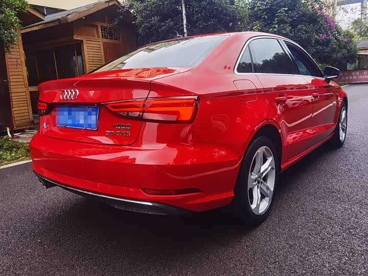Фото 5 - Audi A3