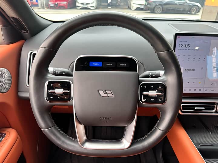 Фото 8 - LiXiang L8