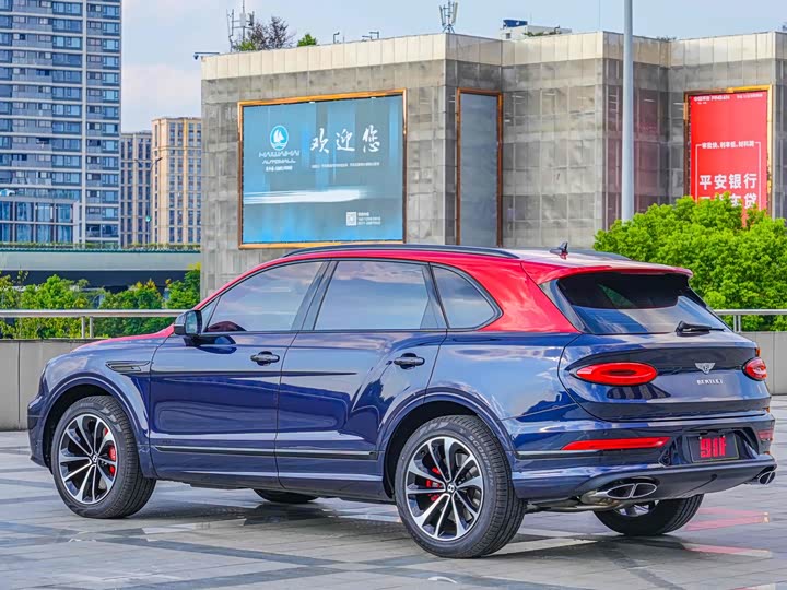 Фото 5 - Bentley Bentayga