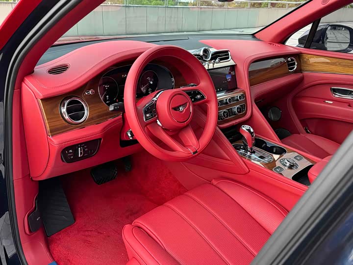 Фото 7 - Bentley Bentayga