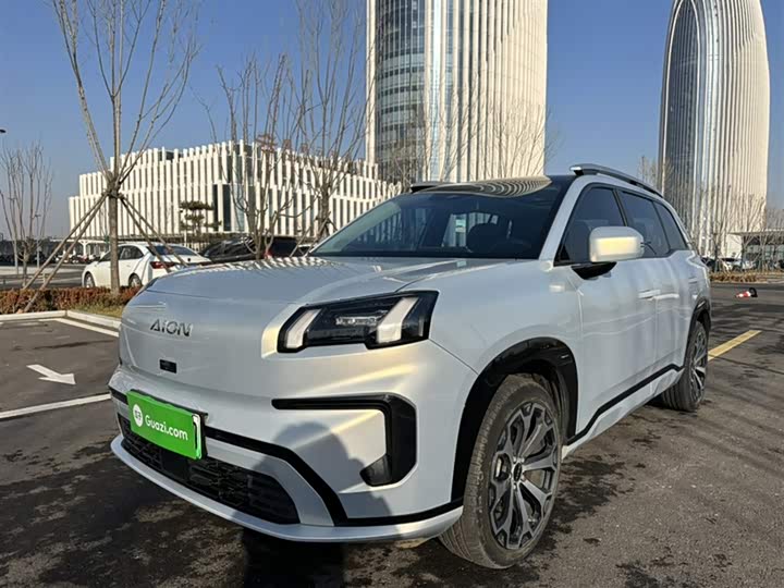 Фото 2 - GAC Aion V