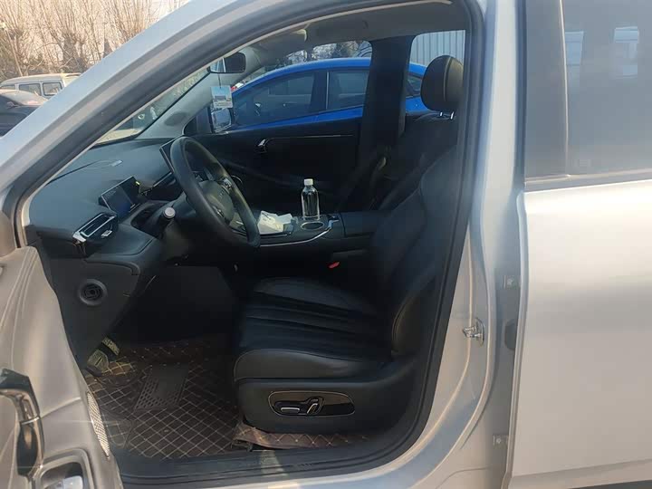 Фото 7 - GAC Aion V