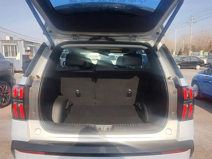 Фото 9 - GAC Aion V