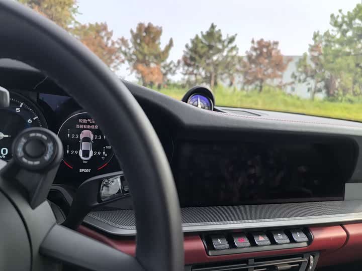 Фото 3 - Porsche 911