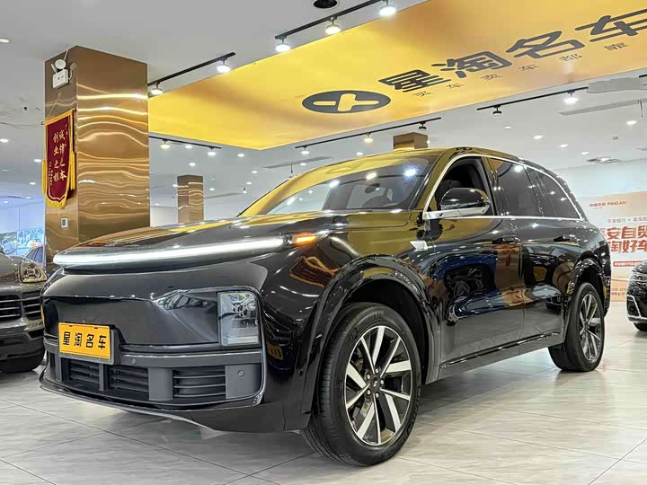 Фото 1 - LiXiang L8