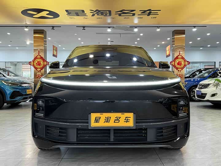 Фото 2 - LiXiang L8