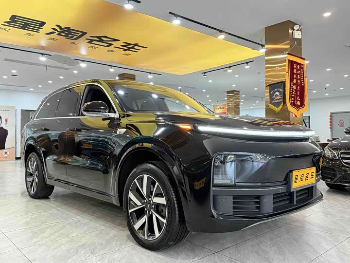 Фото 3 - LiXiang L8