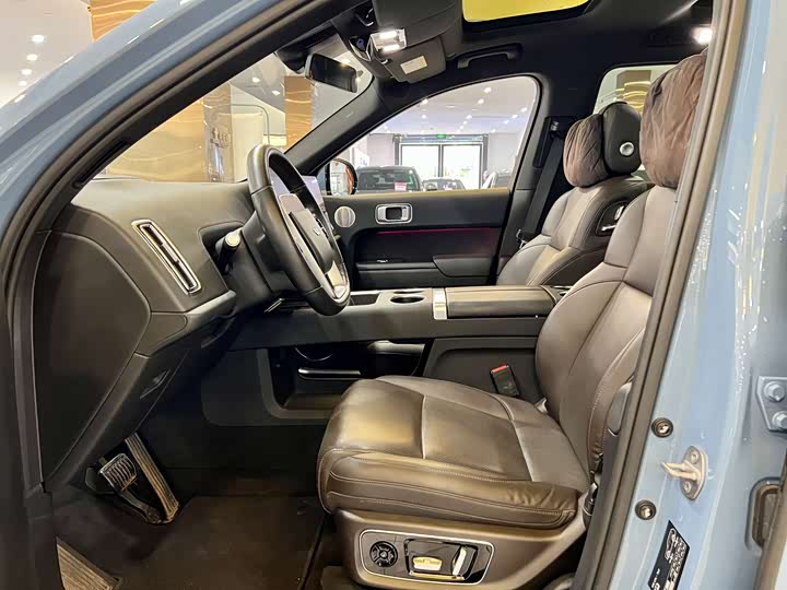 Фото 7 - LiXiang L8