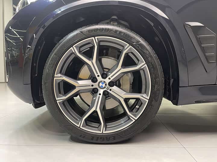 Фото 6 - BMW X5