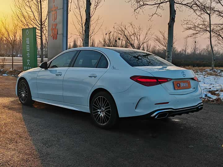 Фото 4 - Mercedes-Benz C-Class