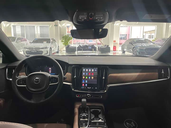 Фото 8 - Volvo S90 Hybrid