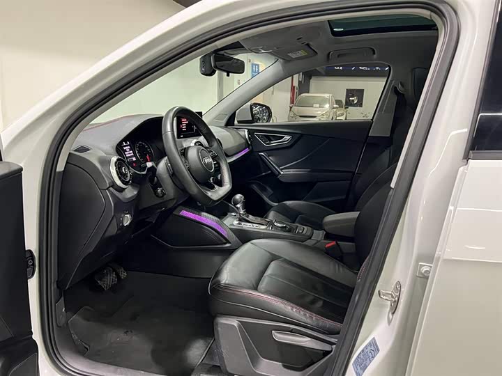 Фото 8 - Audi Q2L