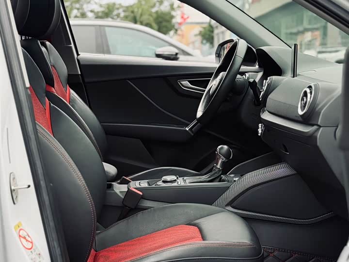 Фото 5 - Audi Q2L