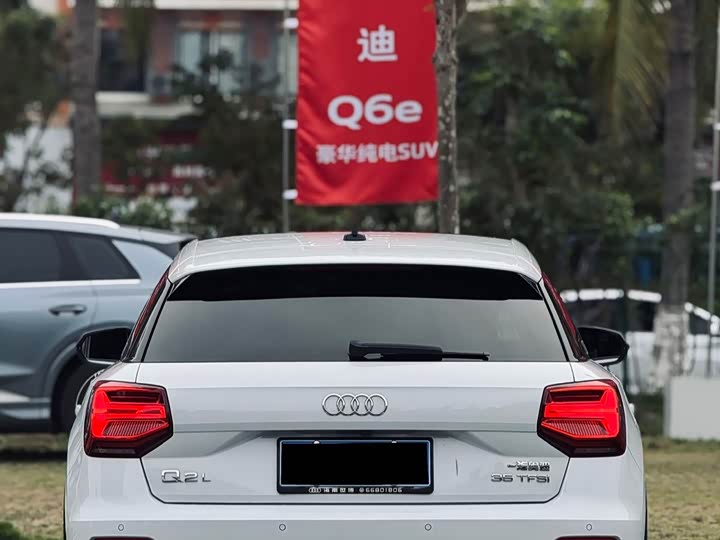 Фото 8 - Audi Q2L