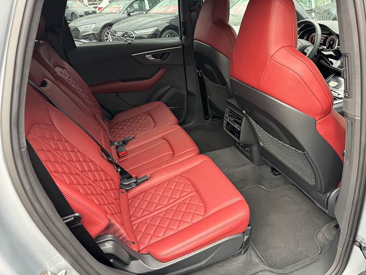 Фото 5 - Audi SQ7