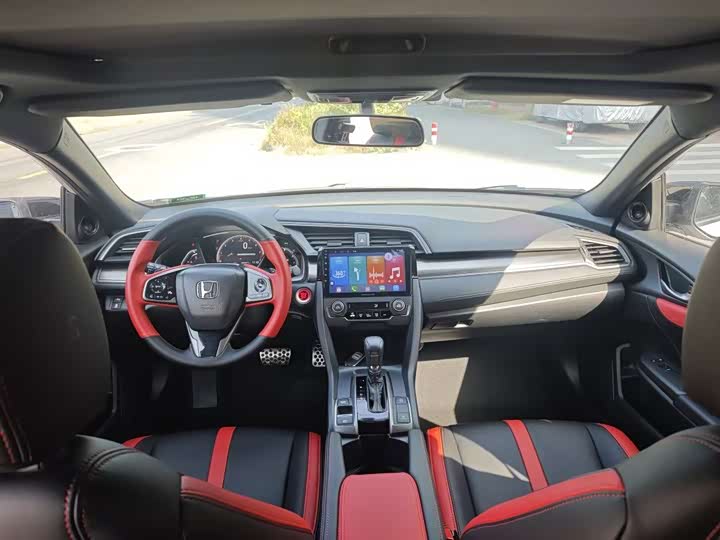 Фото 4 - Honda Civic