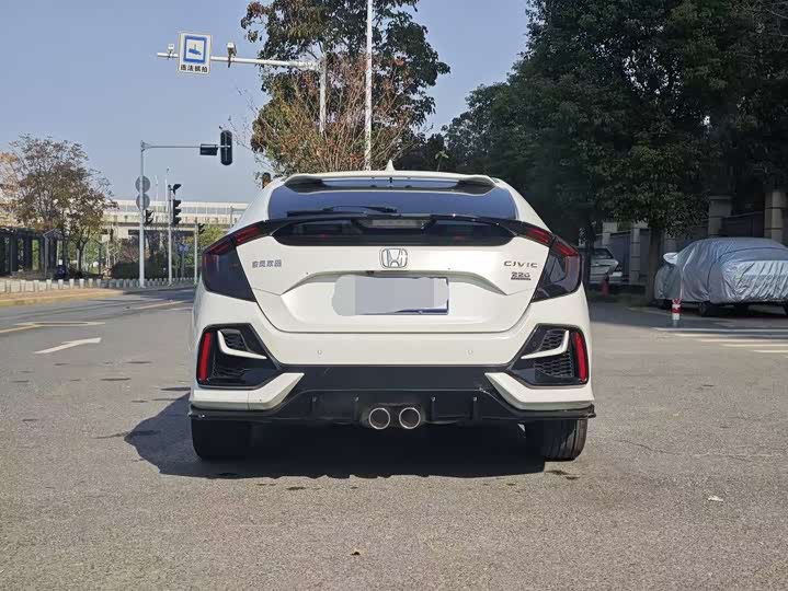 Фото 7 - Honda Civic