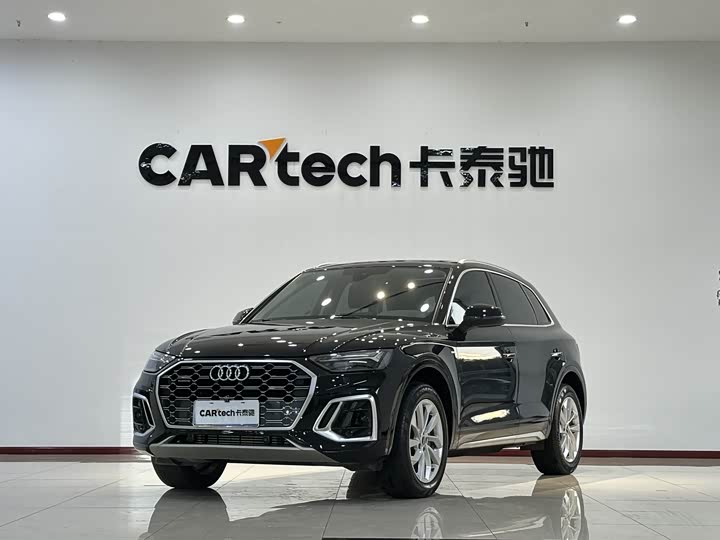 Фото 1 - Audi Q5L