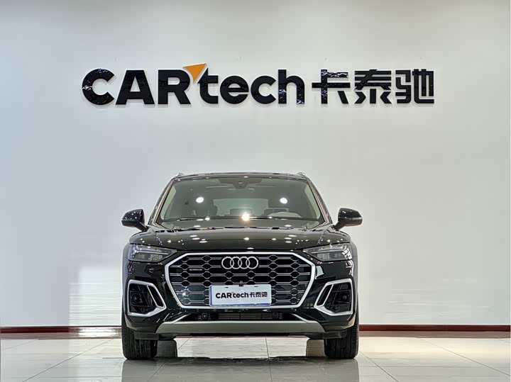 Фото 2 - Audi Q5L