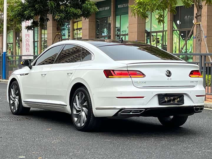 Фото 4 - Volkswagen CC