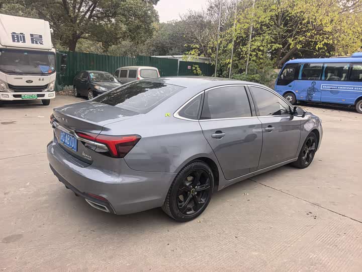 Фото 7 - Roewe i6 Max