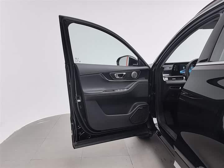 Фото 8 - Chery Tiggo 7 Plus