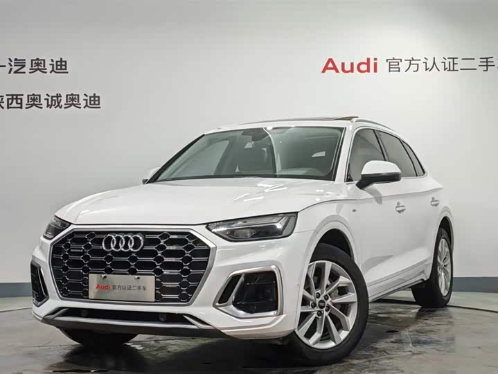 Фото 1 - Audi Q5L