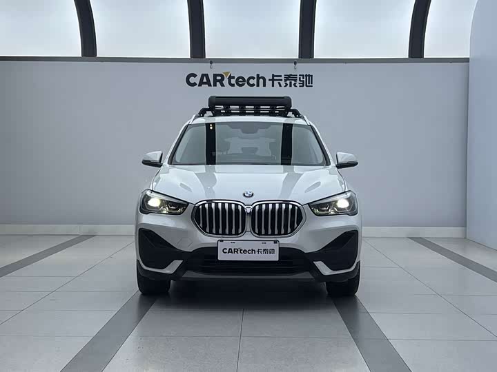 Фото 2 - BMW X1