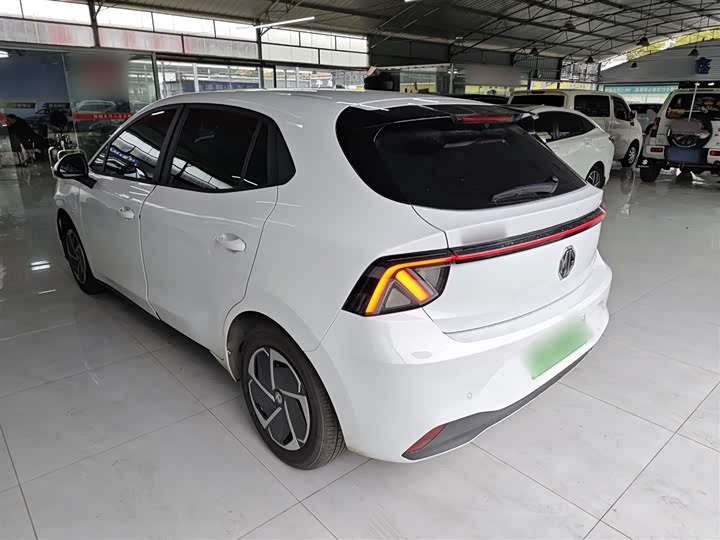 Фото 5 - MG Motor 4 EV