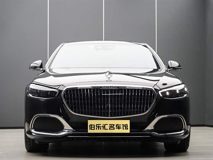 Фото 3 - Mercedes-Benz Maybach S-Class