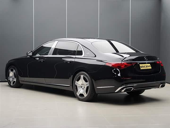 Фото 5 - Mercedes-Benz Maybach S-Class