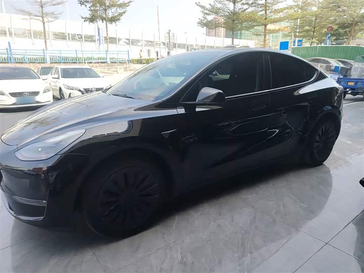 Фото 5 - Tesla Model Y