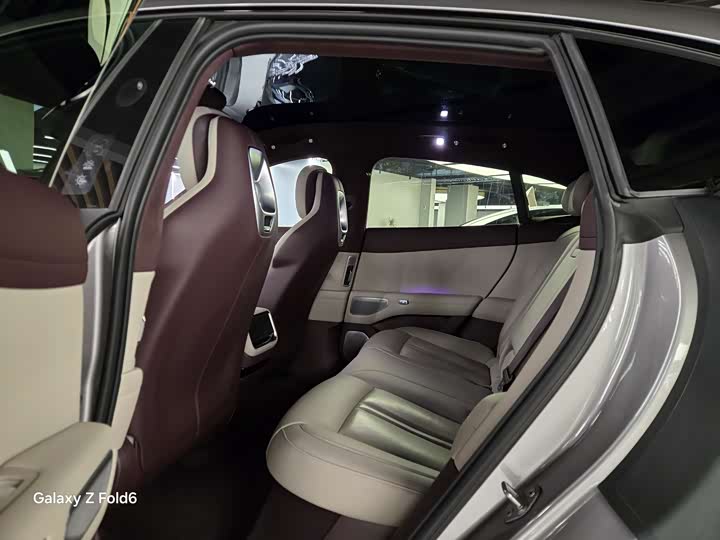 Фото 7 - Xiaomi YU7