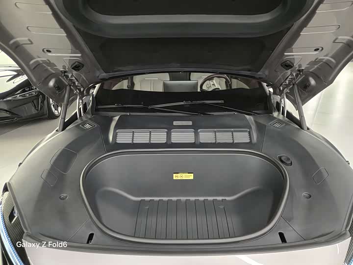 Фото 9 - Xiaomi YU7